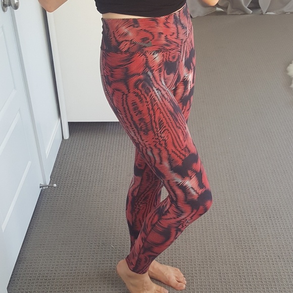 Nike Legend Workout Leggings/ Pants - Picture 4 of 6